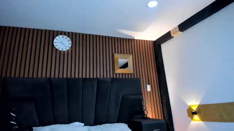 3X NAXAA online show from 26, 10, 2025