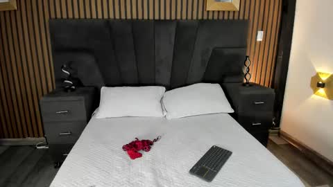 3X NAXAA online show from 28, 10, 2025