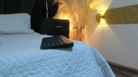 3X NAXAA online show from 14, 12, 2025