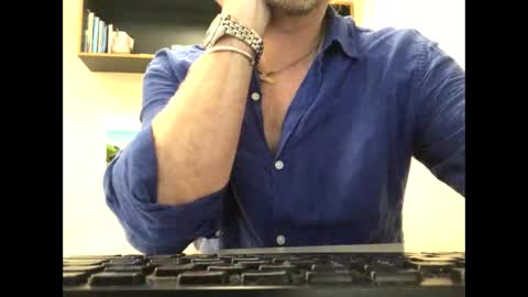 Snapshot of 555tony555 chatting on 6, 11, 2025 555tony555 online show from 6, 11, 2025