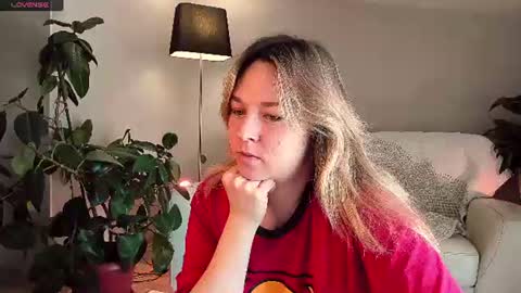 Snapshot of 5_in_one chatting on 19, 6, 2026 Sunshine online show from 19, 6, 2026