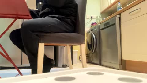 5ar5rooooov online show from 19, 2, 2025