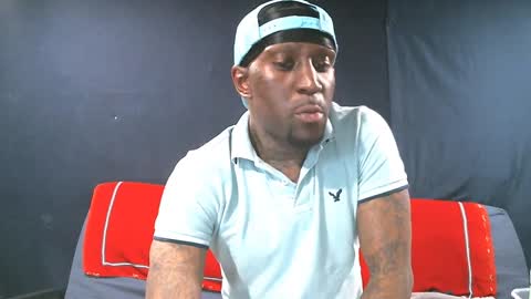 Snapshot of 5hbk chatting on 17, 1, 2025 Tettaz GetitJusy4ya online show from 17, 1, 2025