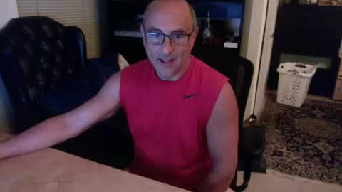 daddy vegas  for single women and couples here online show from 25, 10, 2025