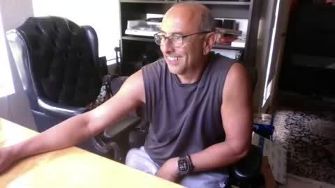 daddy vegas  for single women and couples here online show from 31, 10, 2025