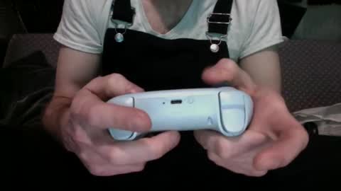 Chris online show from 6, 3, 2025