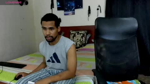 69blackwhite online show from 13, 4, 2026