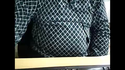 Snapshot of 69desamor chatting on 5, 1, 2025 69desamor online show from 5, 1, 2025