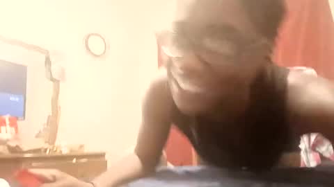 69hersheycisses online show from 9, 10, 2025