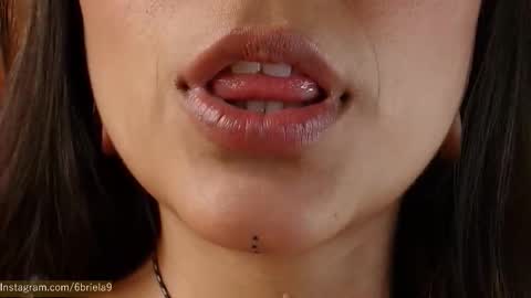 B R I E L A  online show from 7, 3, 2026