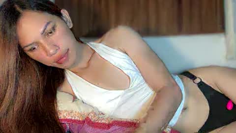 Snapshot of 6ex_lexi chatting on 1, 2, 2026 HAPPY BIRTHDAY online show from 1, 2, 2026