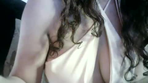 Lilu online show from 12, 10, 2025