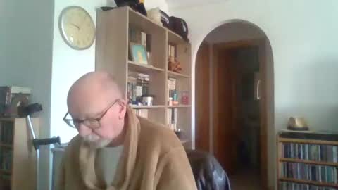  Papi  online show from 5, 2, 2025