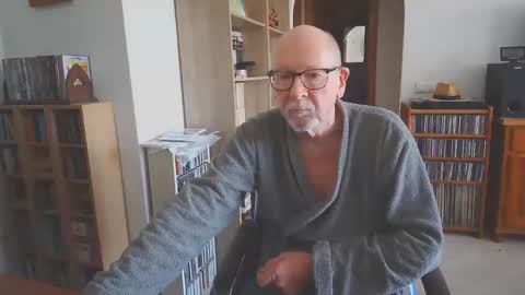  Papi  online show from 4, 11, 2025