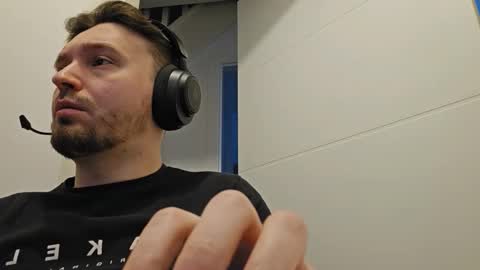 Snapshot of 8inchdude93 chatting on 16, 1, 2026 8inchdude93 online show from 16, 1, 2026