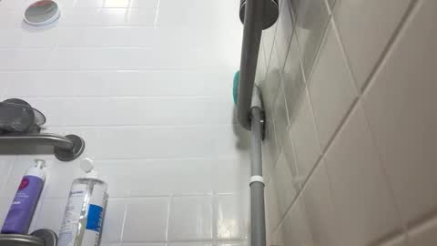 Selfsuckboi online show from 16, 2, 2026