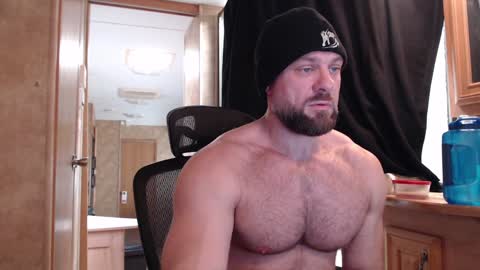 9 fat inches online show from 5, 2, 2025