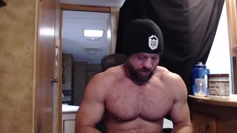 9 fat inches online show from 8, 3, 2025