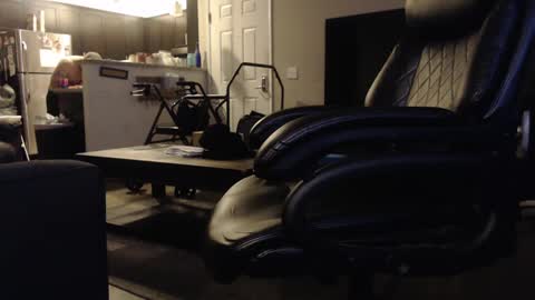 Snapshot of 9inchcurved chatting on 4, 10, 2025 9inchcurved online show from 4, 10, 2025