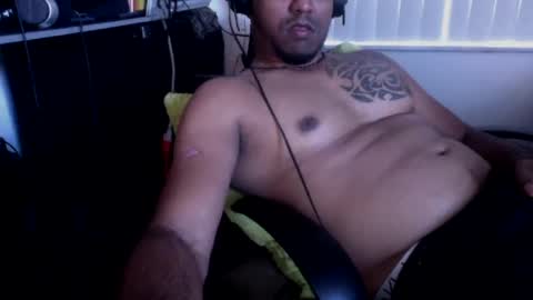 Snapshot of 9inchhammer chatting on 10, 1, 2025 9inchhammer online show from 10, 1, 2025