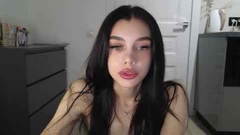 Snapshot of 9west chatting on 20, 7, 2026 KARINA online show from 20, 7, 2026