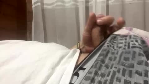 Snapshot of _18james12_ chatting on 18, 11, 2025 _18james12_ online show from 18, 11, 2025