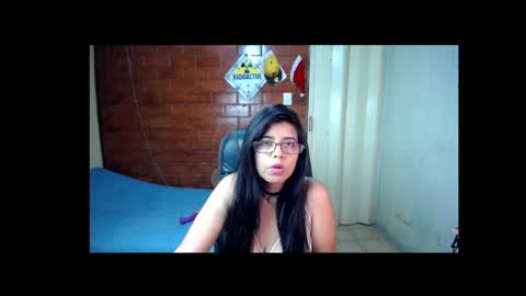 Snapshot of _1cinnamon_girl_ chatting on 9, 11, 2025 Akane online show from 9, 11, 2025