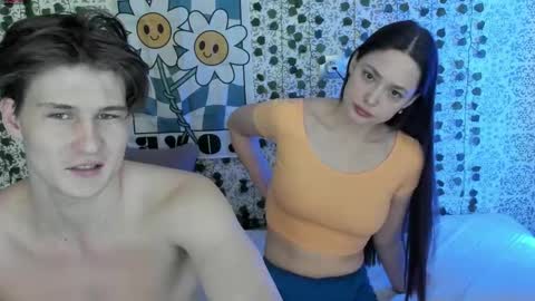 Snapshot of _52_ chatting on 10, 3, 2025 EMILY AND MARCUS online show from 10, 3, 2025