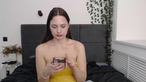 Snapshot of _52_ chatting on 11, 9, 2025 EMILY AND MARCUS online show from 11, 9, 2025