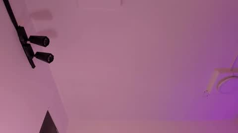 Snapshot of _abbymiller_ chatting on 29, 9, 2025 Abbye Miller online show from 29, 9, 2025