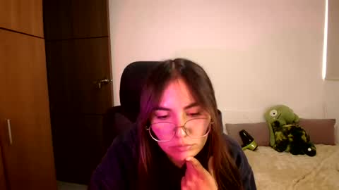 Snapshot of _abbyyyy_ chatting on 9, 7, 2026 abby 3 online show from 9, 7, 2026