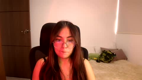 Snapshot of _abbyyyy_ chatting on 10, 7, 2026 abby 3 online show from 10, 7, 2026