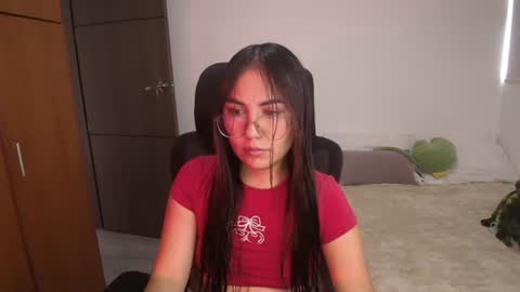 Snapshot of _abbyyyy_ chatting on 27, 7, 2026 abby 3 online show from 27, 7, 2026