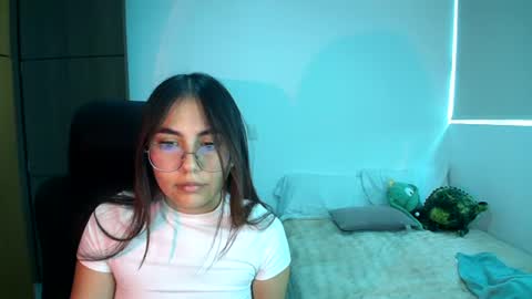Snapshot of _abbyyyy_ chatting on 29, 7, 2026 abby 3 online show from 29, 7, 2026