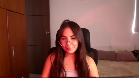 Snapshot of _abbyyyy_ chatting on 3, 8, 2026 abby 3 online show from 3, 8, 2026