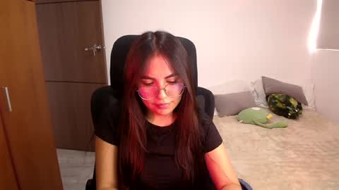Snapshot of _abbyyyy_ chatting on 4, 8, 2026 abby 3 online show from 4, 8, 2026