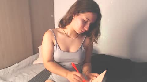 _abrill_20 online show from 15, 3, 2026