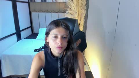 Snapshot of _agathaargent chatting on 13, 3, 2026 Agatha online show from 13, 3, 2026