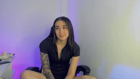 Snapshot of _alicerosse2 chatting on 20, 2, 2025 ALICE online show from 20, 2, 2025