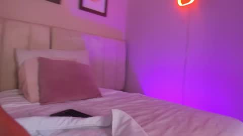 Snapshot of _alison_c chatting on 10, 10, 2025 Hii I m Alison online show from 10, 10, 2025