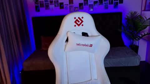 Amelia online show from 27, 11, 2025