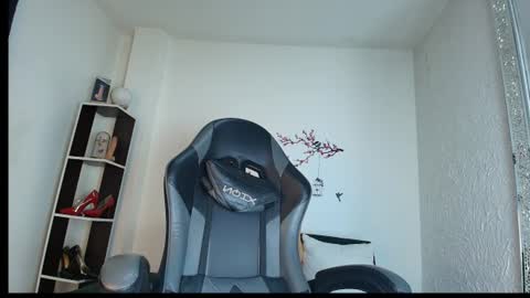 Snapshot of _anais_lanz chatting on 4, 7, 2026 Anais online show from 4, 7, 2026