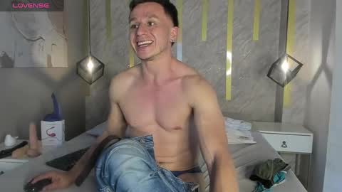 Snapshot of _andrewfalcon1 chatting on 9, 12, 2024 Andrew online show from 9, 12, 2024