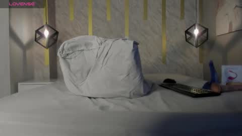 Snapshot of _andrewfalcon1 chatting on 12, 12, 2024 Andrew online show from 12, 12, 2024