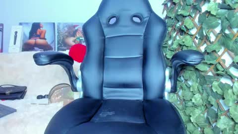 ANGEL online show from 25, 1, 2025