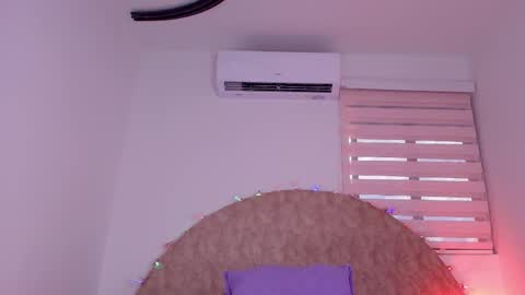 Any online show from 2, 12, 2025