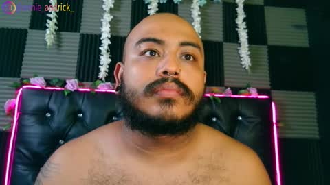 Annie Andrick online show from 19, 2, 2026