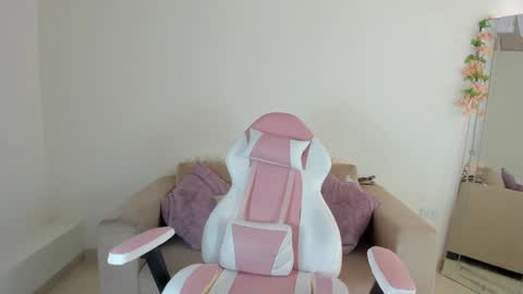    online show from 12, 12, 2024