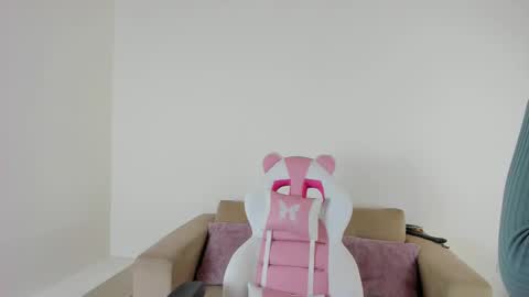    online show from 3, 3, 2025