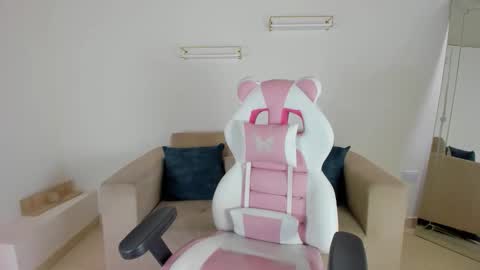    online show from 12, 9, 2025